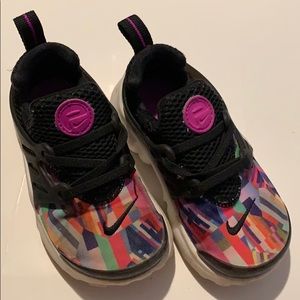Toddler Nike Sneakers Multi-colored Size 9c